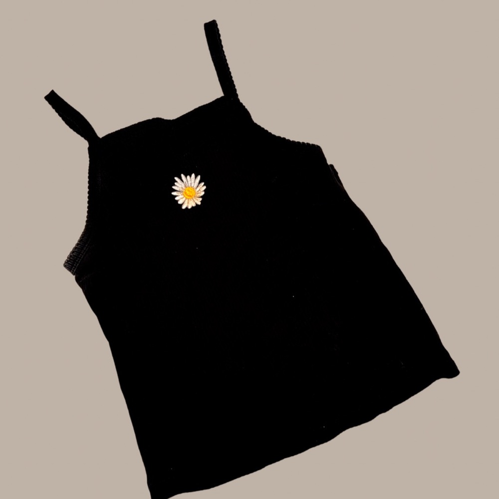 Black tank top w/ Sunflower